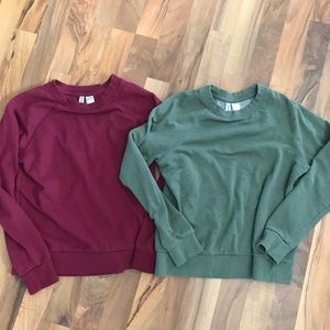 Divided crew neck sweatshirt bundle